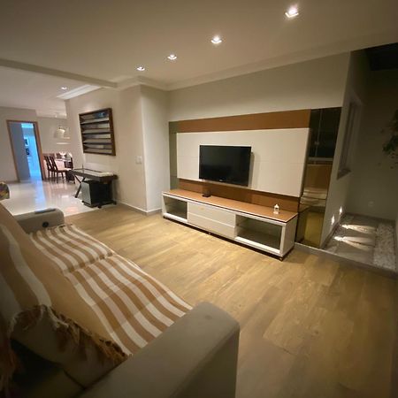 Apt 3Q Luxo Com Ar E Jacuzzi Na Beira Mar Guarapari Eksteriør billede