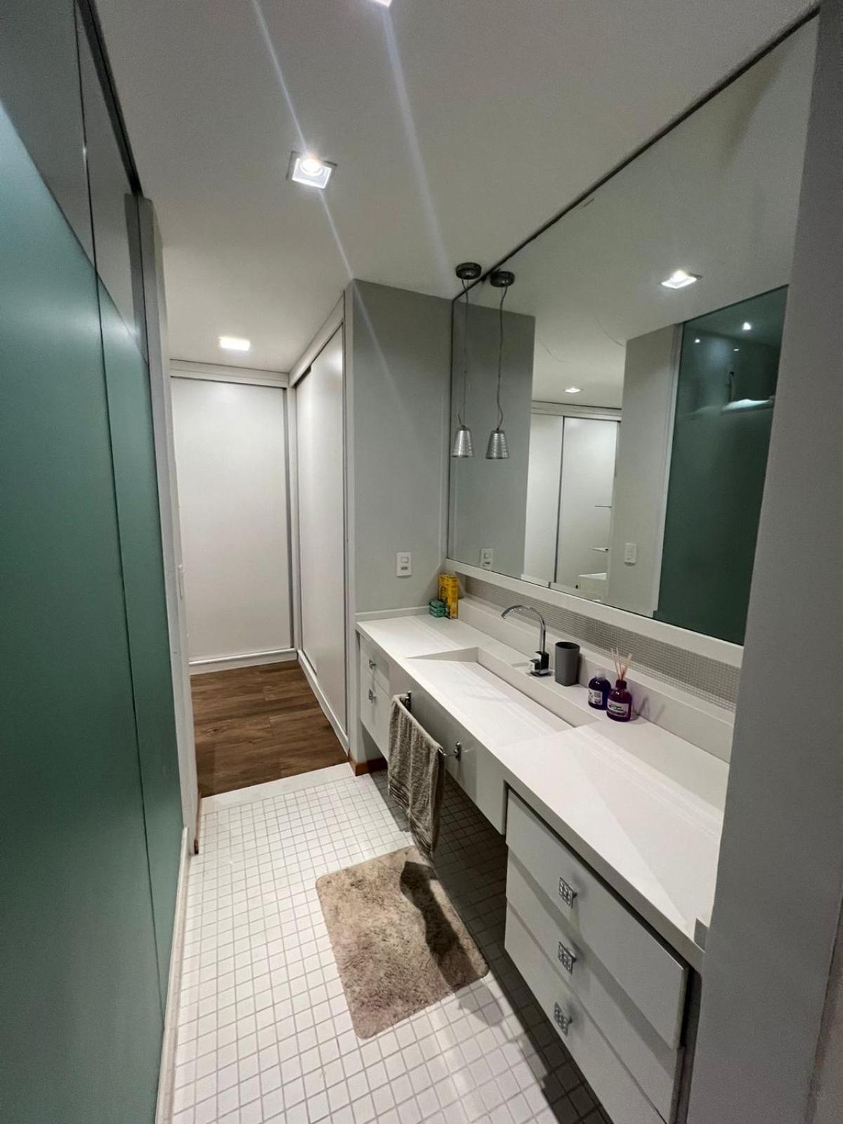 Apt 3Q Luxo Com Ar E Jacuzzi Na Beira Mar Guarapari Eksteriør billede
